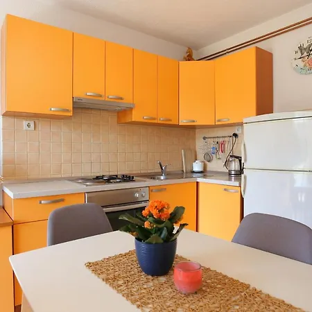 By The Sea - 13222 Apartment