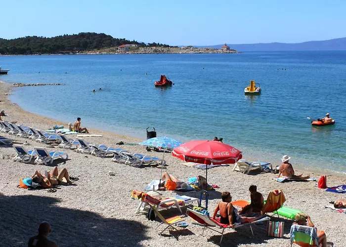 By The Sea - 13222 * ماكارسكا